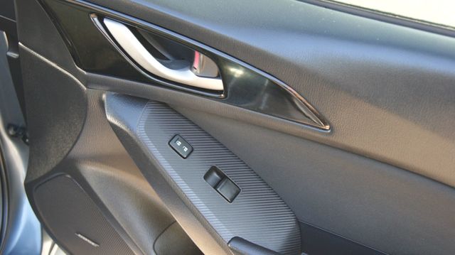 2016 Mazda Mazda3 4 NEW TIRES ,JUST SERVICED , VERY CLEAN INSIDE AND OUT - 22921548 - 51