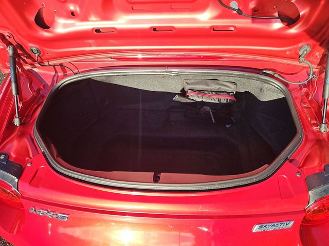 2016 Mazda MX-5 Miata 2dr Convertible Automatic Grand Touring - 22956236 - 9