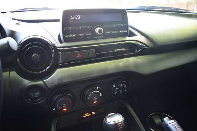 2016 Mazda MX-5 Miata 2dr Convertible Automatic Sport - 23012949 - 22