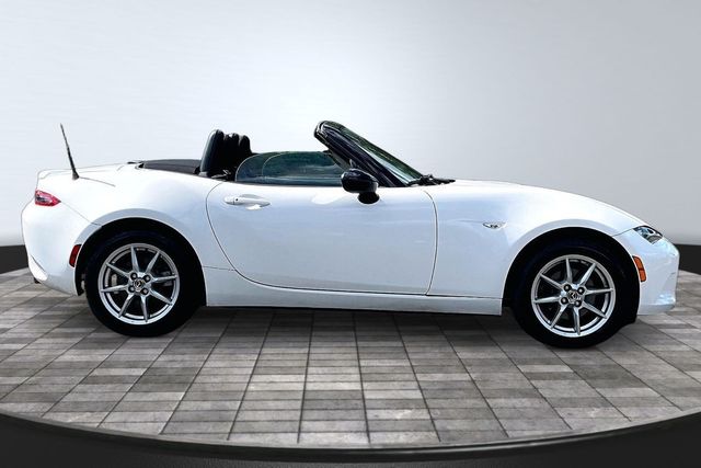 2016 Mazda MX-5 Miata 2dr Convertible Manual Sport - 23037935 - 7