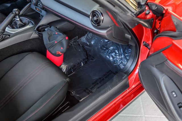 2016 Mazda MX-5 Miata MIATA CLUB - VERY CLEAN - ONE OWNER - MUST SEE - 23019269 - 39