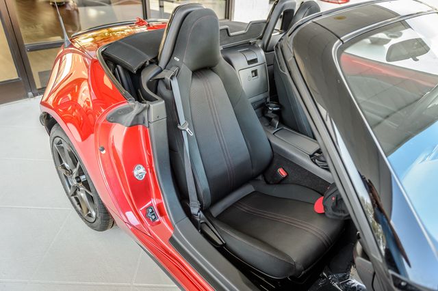 2016 Mazda MX-5 Miata MIATA CLUB - VERY CLEAN - ONE OWNER - MUST SEE - 23019269 - 42