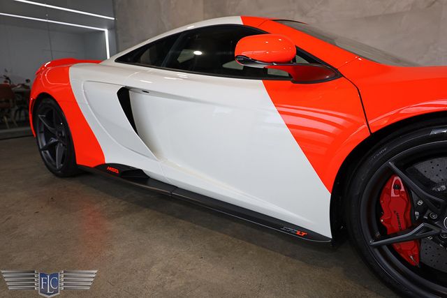 2016 McLaren 675LT MSO Coupe - 22917250 - 12