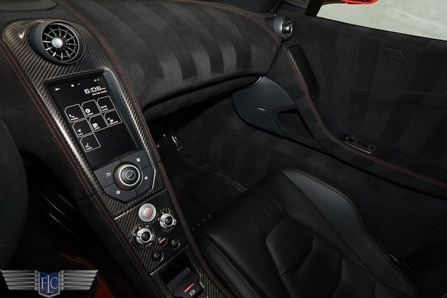 2016 McLaren 675LT MSO Coupe - 22917250 - 29