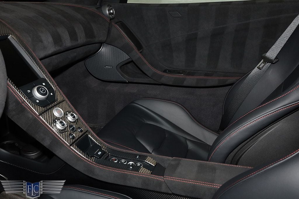 2016 McLaren 675LT MSO Coupe - 22917250 - 35