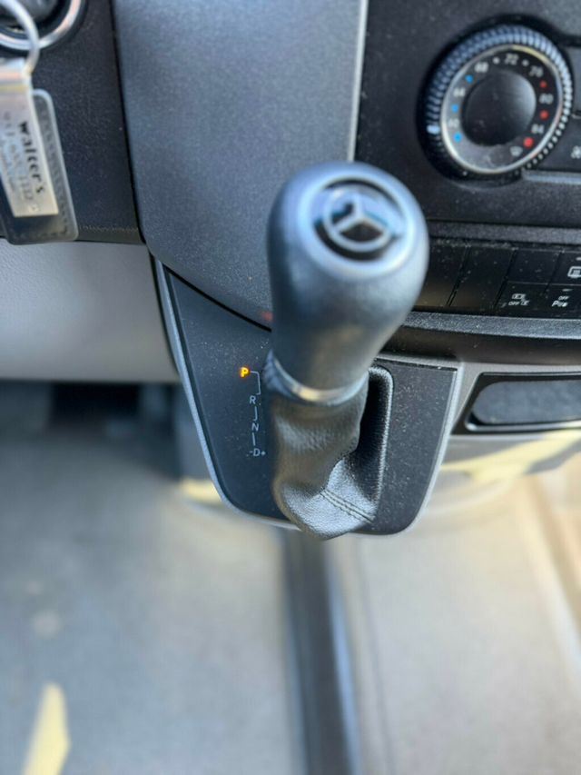 2016 Mercedes-Benz   - 23041750 - 16
