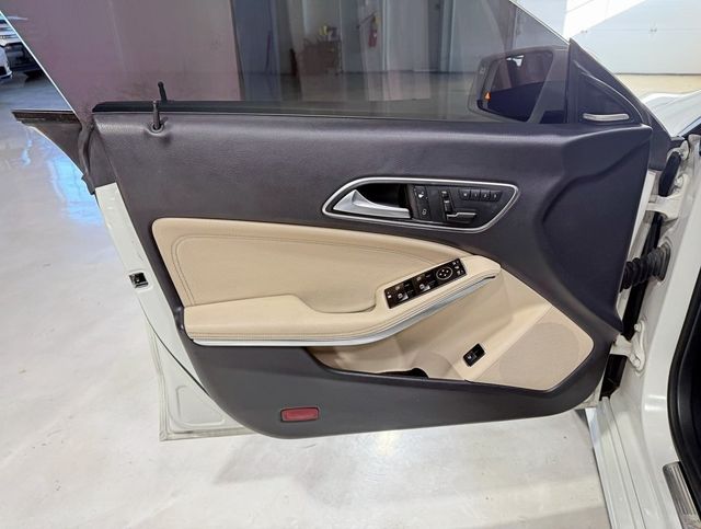 2016 Mercedes-Benz CLA 4dr Sedan CLA 250 4MATIC - 22945690 - 27