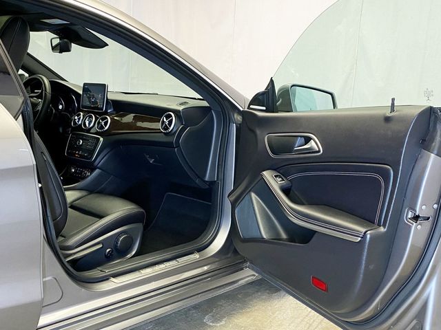 2016 Mercedes-Benz CLA 4dr Sedan CLA 250 4MATIC - 22978321 - 47