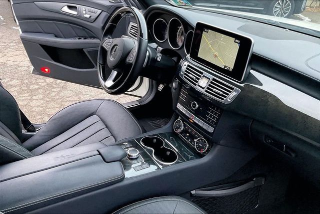 2016 Mercedes-Benz CLS 4dr Sedan CLS 550 4MATIC - 22972873 - 28