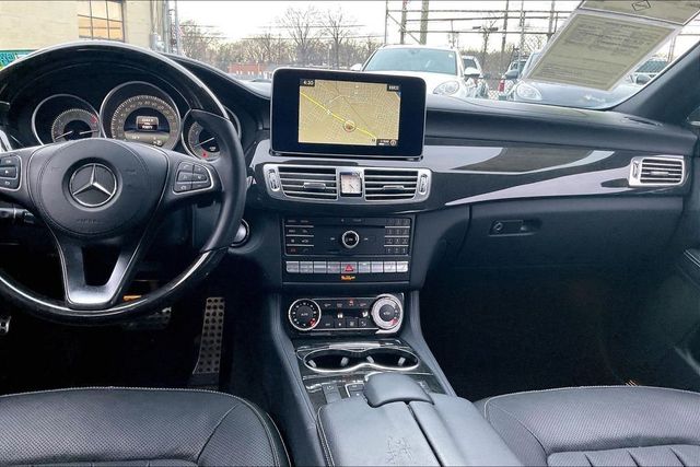 2016 Mercedes-Benz CLS 4dr Sedan CLS 550 4MATIC - 22972873 - 29