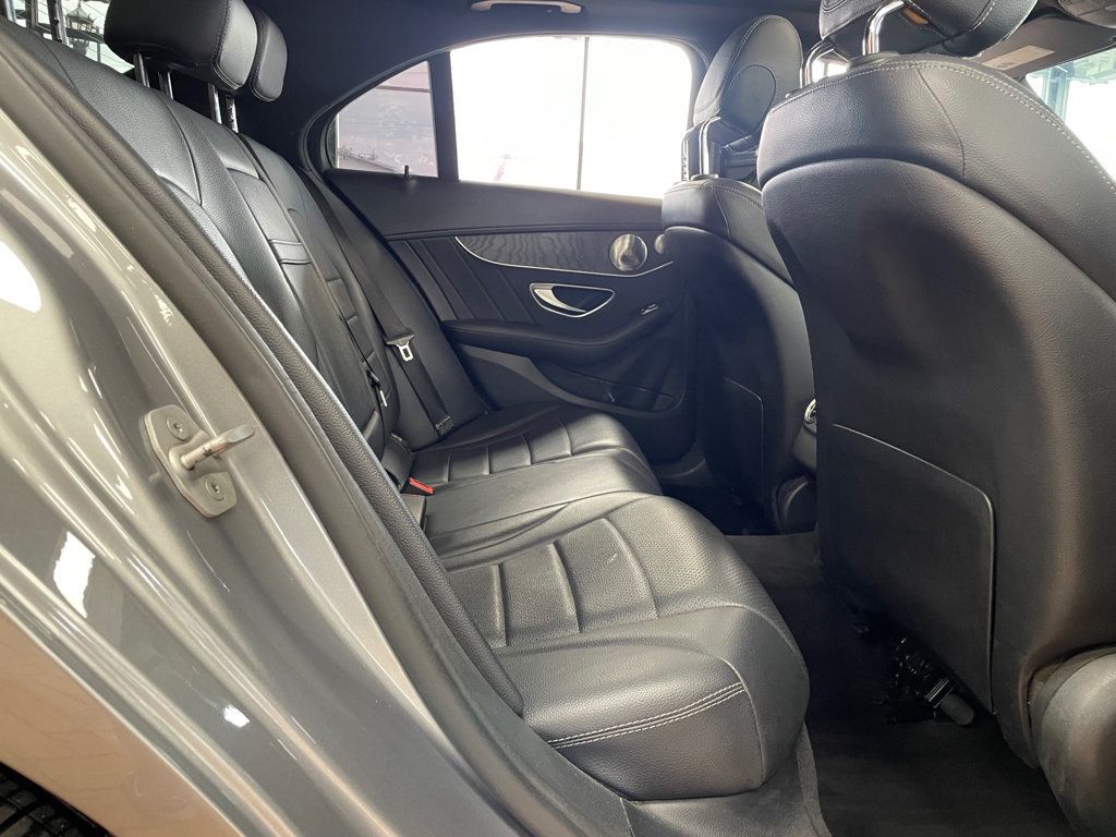 2016 Mercedes-Benz C-Class 4dr Sedan C 300 4MATIC - 23100486 - 17