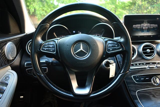 2016 Mercedes-Benz C-Class 4dr Sedan C 300 4MATIC - 23012942 - 16