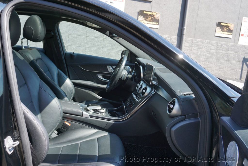 2016 Mercedes Benz C 300 4MATIC photo 10