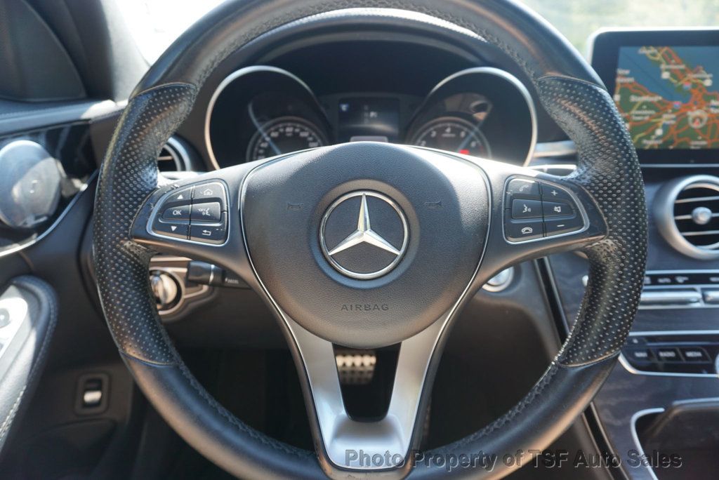 2016 Mercedes Benz C 300 4MATIC photo 16