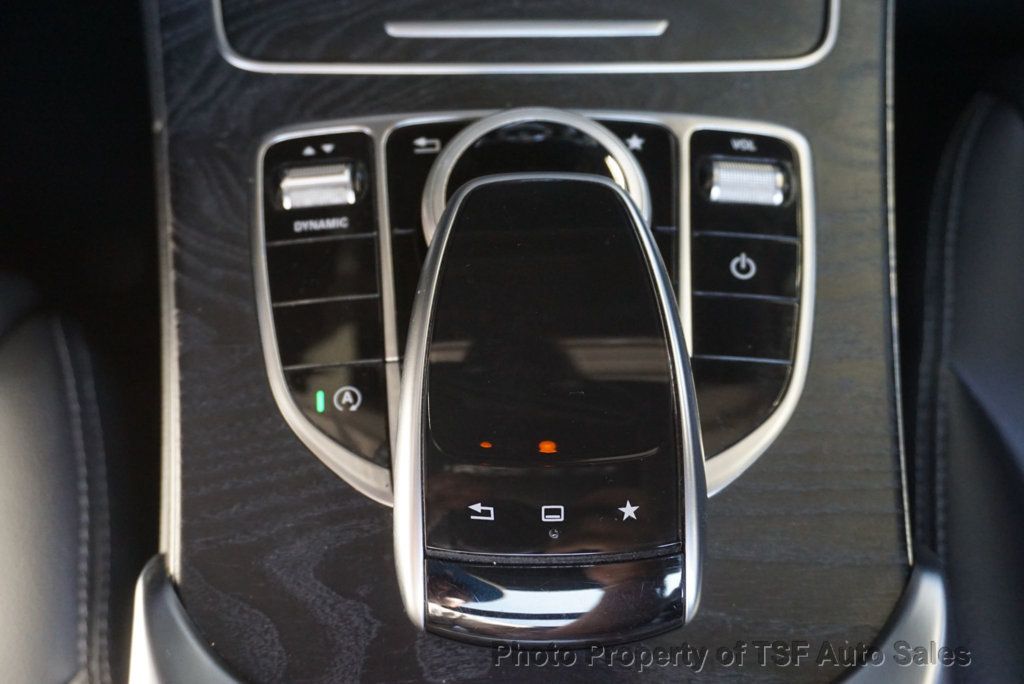 2016 Mercedes Benz C 300 4MATIC photo 20