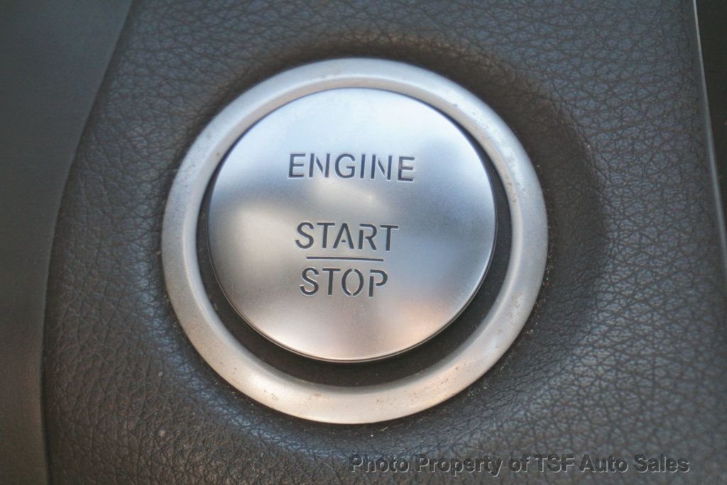 2016 Mercedes Benz C 300 4MATIC photo 26