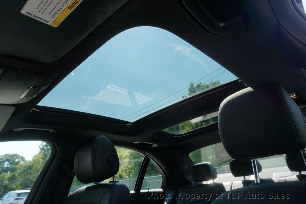 2016 Mercedes Benz C 300 4MATIC photo 29