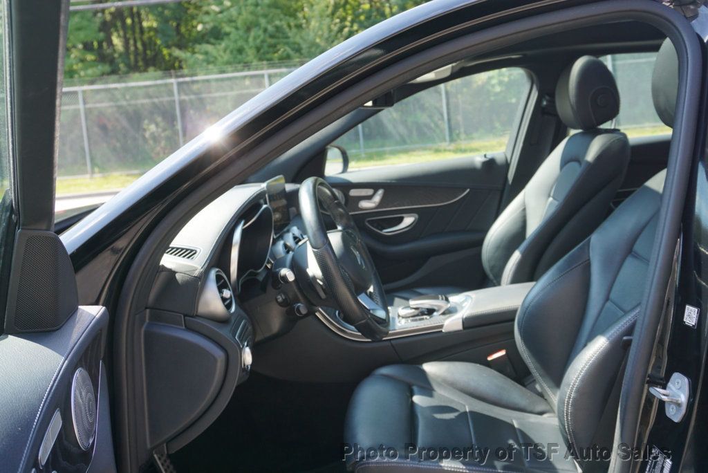 2016 Mercedes Benz C 300 4MATIC photo 9