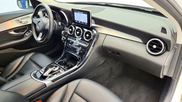 2016 Mercedes-Benz C-Class 4dr Sedan C 300 4MATIC with Panorama Sunroof and Heated Seats - 22966828 - 23