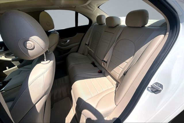 2016 Mercedes-Benz C-Class 4dr Sedan C 300 Luxury 4MATIC - 23029101 - 17