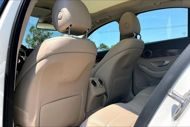 2016 Mercedes-Benz C-Class 4dr Sedan C 300 Luxury 4MATIC - 23029101 - 18