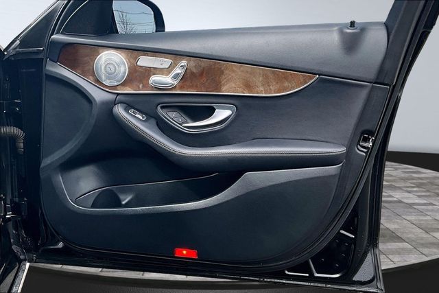 2016 Mercedes-Benz C-Class 4dr Sedan C 300 Luxury RWD - 22998026 - 15