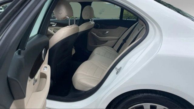 2016 Mercedes-Benz C-Class 4dr Sedan C 300 RWD - 23081648 - 11