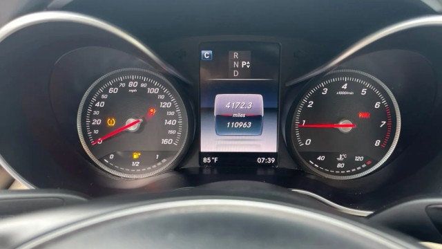 2016 Mercedes-Benz C-Class 4dr Sedan C 300 RWD - 23081648 - 17