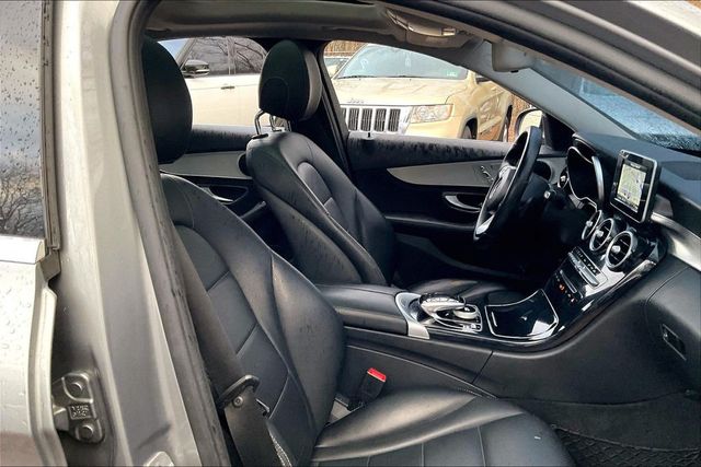 2016 Mercedes-Benz C-Class 4dr Sedan C 300 RWD - 22992383 - 11