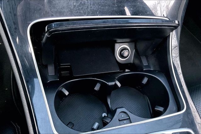 2016 Mercedes-Benz C-Class 4dr Sedan C 300 RWD - 22992383 - 25