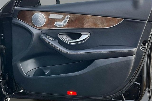 2016 Mercedes-Benz C-Class 4dr Sedan C 300 RWD - 22986107 - 16