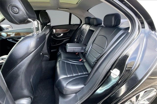 2016 Mercedes-Benz C-Class 4dr Sedan C 300 RWD - 22986107 - 17