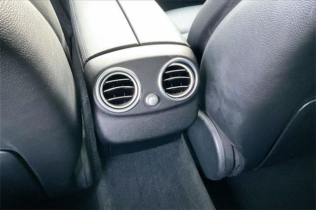 2016 Mercedes-Benz C-Class 4dr Sedan C 300 RWD - 22986107 - 34