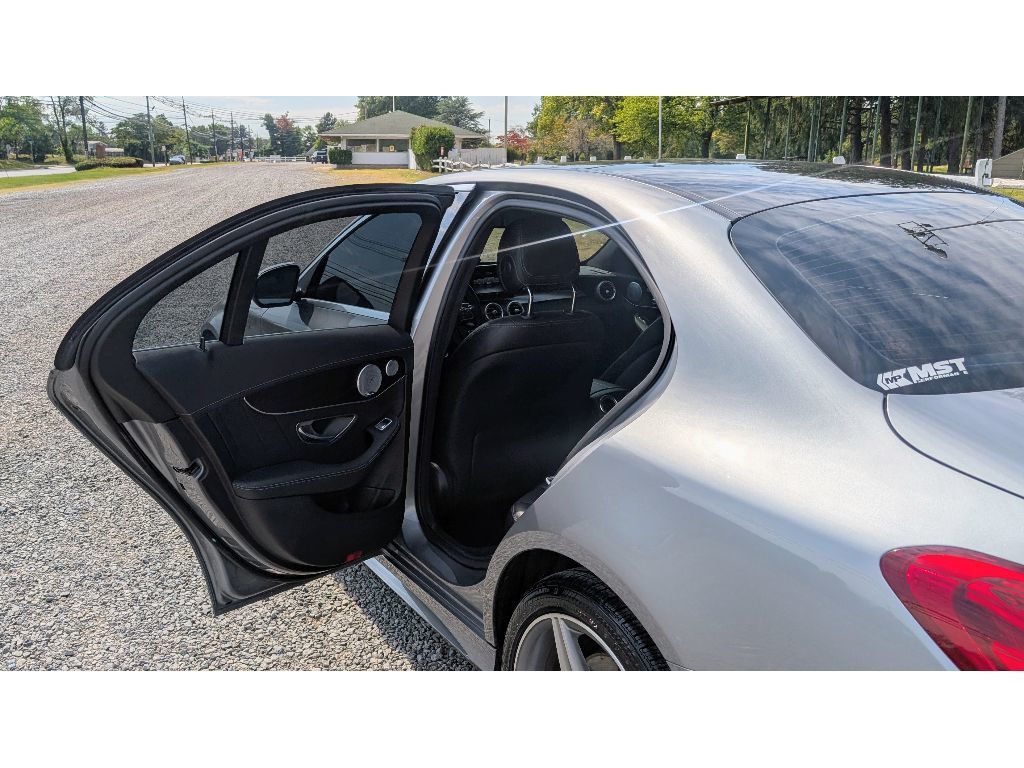 2016 Mercedes Benz C 300 Sport 4MATIC photo 9