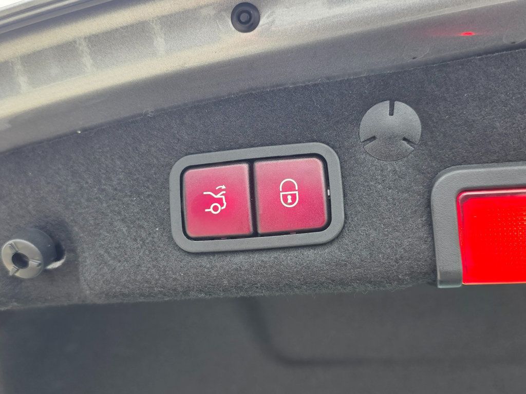 2016 Mercedes-Benz C-Class 4dr Sedan C 350e RWD - 23006298 - 26