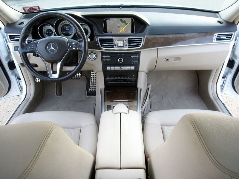2016 Mercedes Benz E Sedan 350 Sport 4MATIC photo 19