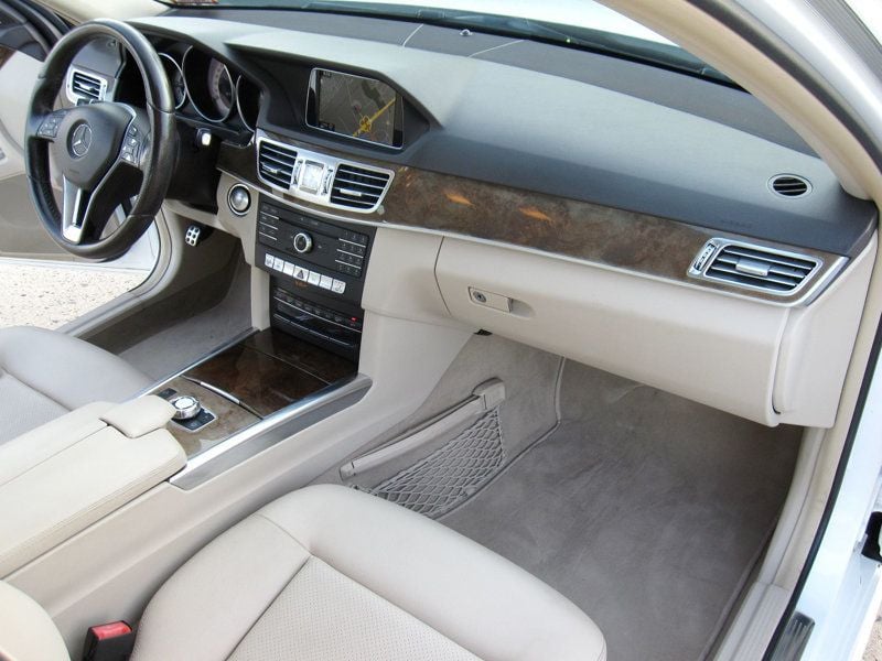 2016 Mercedes Benz E Sedan 350 Sport 4MATIC photo 23