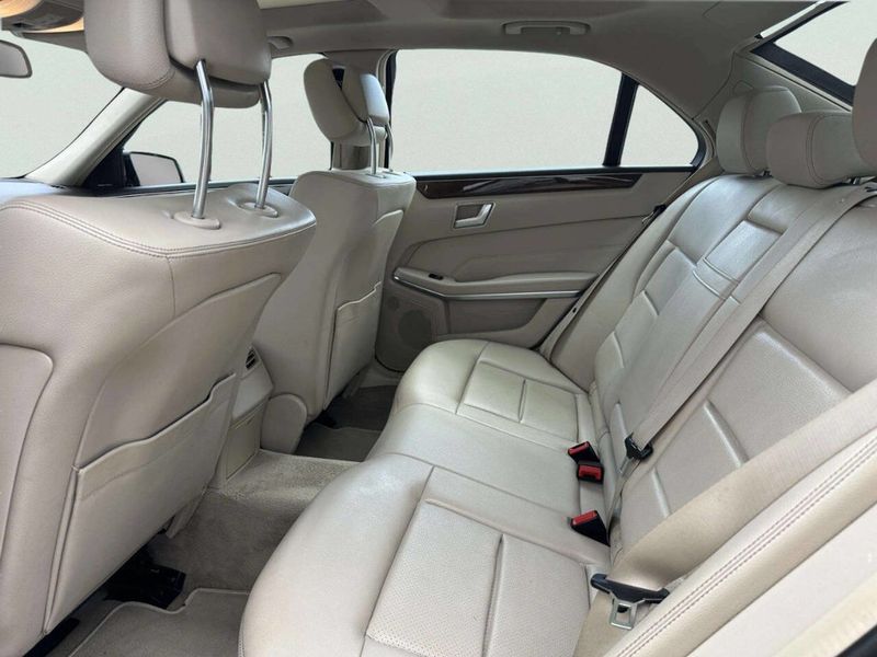 2016 Mercedes-Benz E-Class 4dr Sedan E 350 Sport 4MATIC - 23022335 - 10