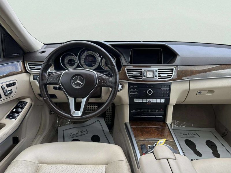 2016 Mercedes-Benz E-Class 4dr Sedan E 350 Sport 4MATIC - 23022335 - 16
