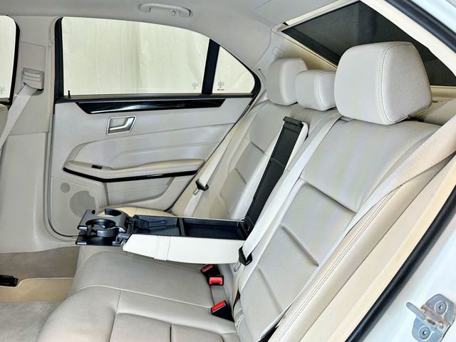 2016 Mercedes-Benz E-Class 4dr Sedan E 350 Sport 4MATIC - 23034227 - 40