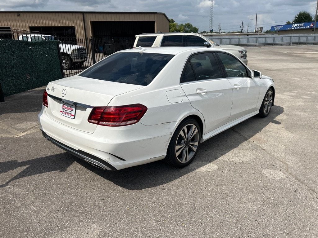 2016 Mercedes Benz E Sedan 350 Sport photo 4