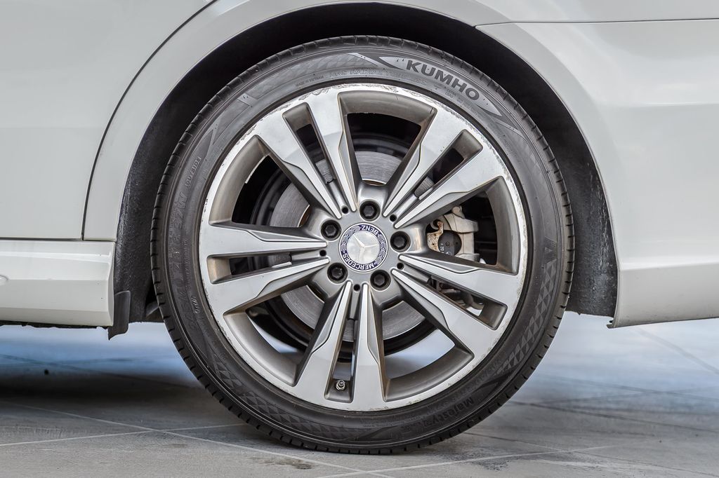 2016 Mercedes-Benz E-Class 4dr Sedan E 350 Sport RWD - 22952620 - 12