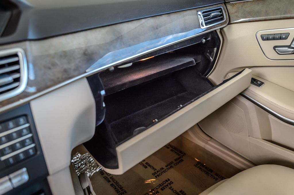 2016 Mercedes-Benz E-Class 4dr Sedan E 350 Sport RWD - 22952620 - 27