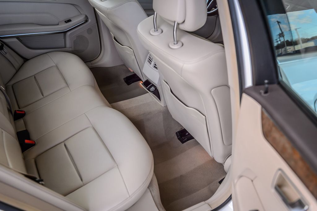 2016 Mercedes-Benz E-Class 4dr Sedan E 350 Sport RWD - 22952620 - 44