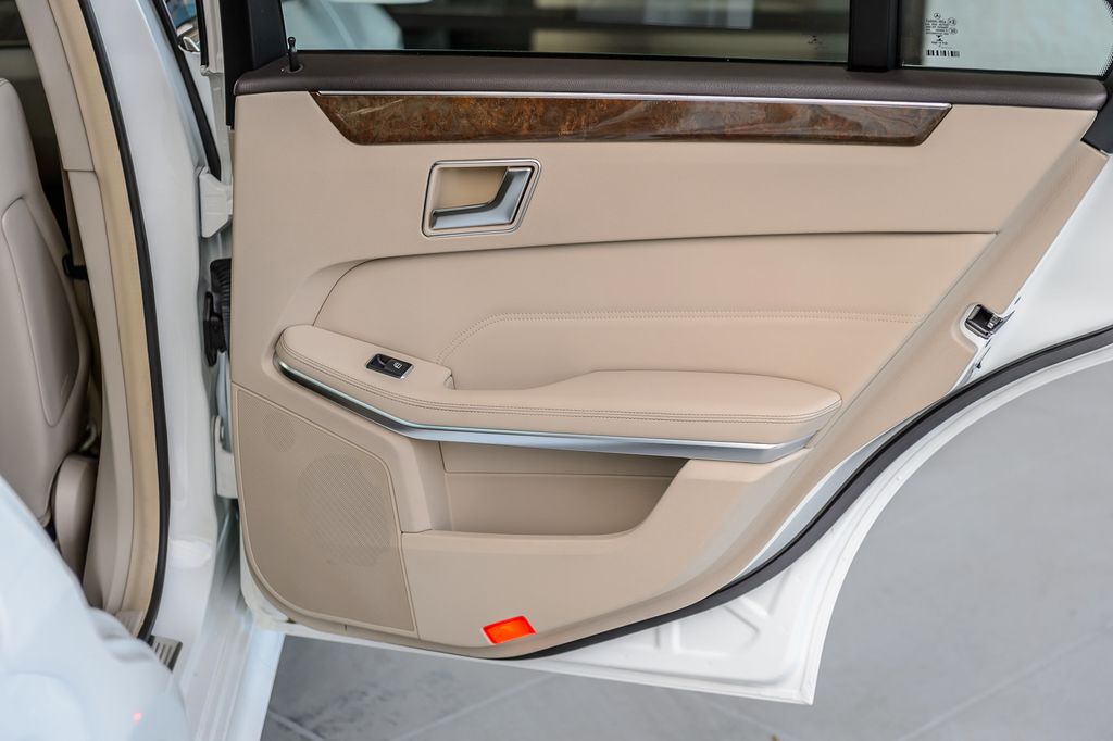 2016 Mercedes-Benz E-Class 4dr Sedan E 350 Sport RWD - 22952620 - 52