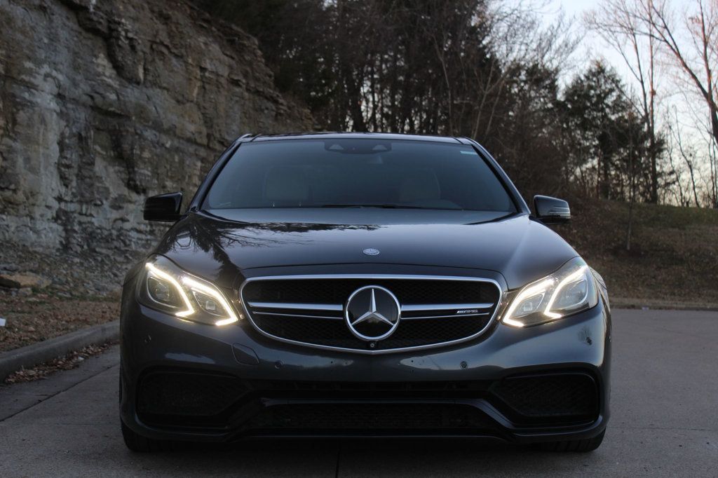 2016 Mercedes Benz E AMG Sedan photo 5
