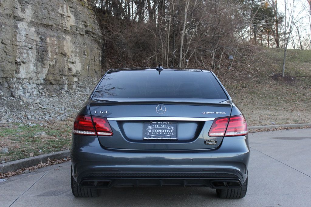 2016 Mercedes Benz E AMG Sedan photo 6