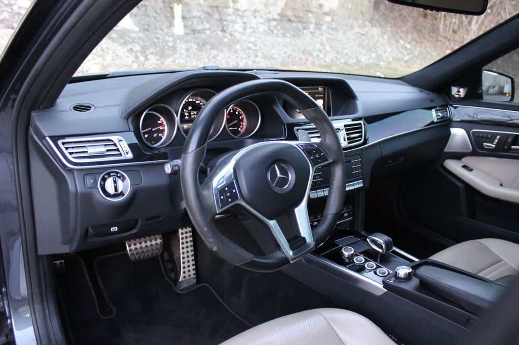 2016 Mercedes Benz E AMG Sedan photo 7