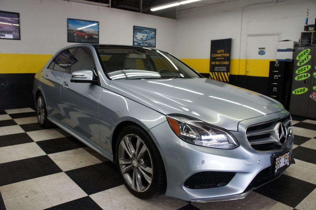 2016 Mercedes-Benz E-Class Classy & Powerful! - 22393986 - 1