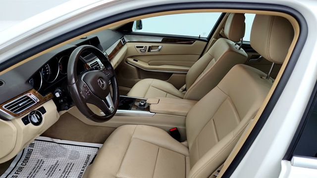 2016 Mercedes-Benz E-Class E 350 Luxury 4MATIC w/ Premium & Lane Tracking Pkgs + KEYLESS GO - 23039458 - 18